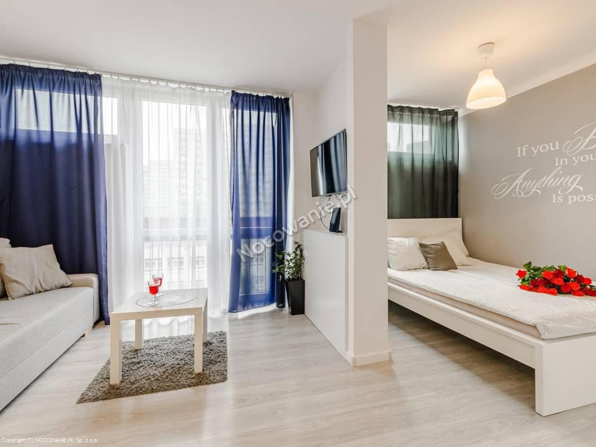 Apartment Oscar Varšava Exteriér fotografie